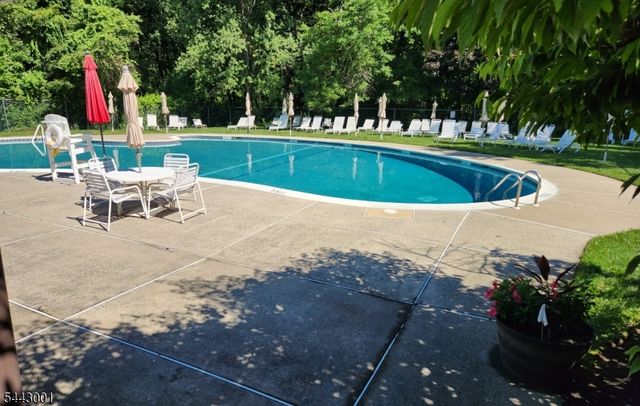 38 Park St 24E E, Florham Park Boro, NJ 07932