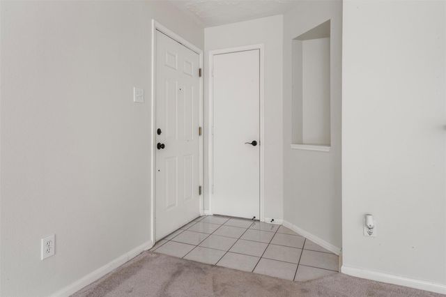 8051 Bay Branch Drive 423, The Woodlands, TX 77382