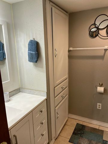 4627 Highway 5, Hartville, MO 65667