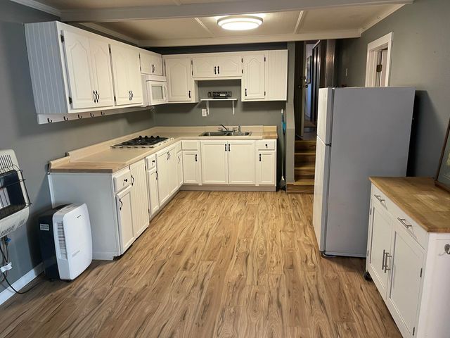 4627 Highway 5, Hartville, MO 65667