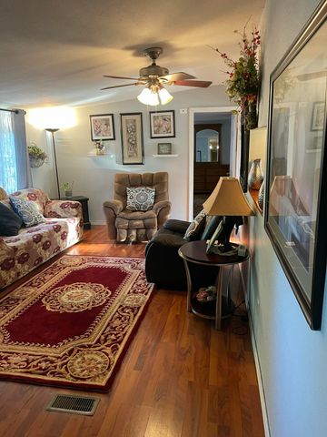 4627 Highway 5, Hartville, MO 65667