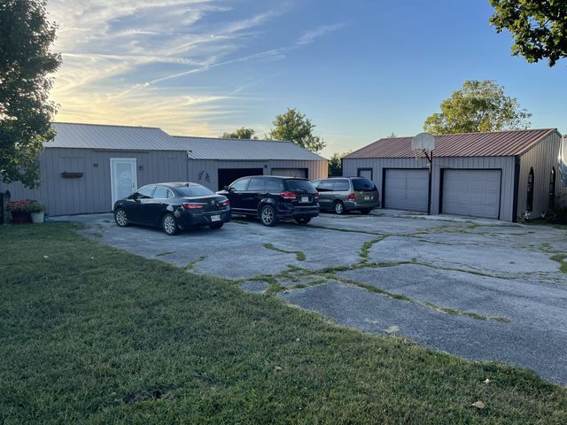 4627 Highway 5, Hartville, MO 65667