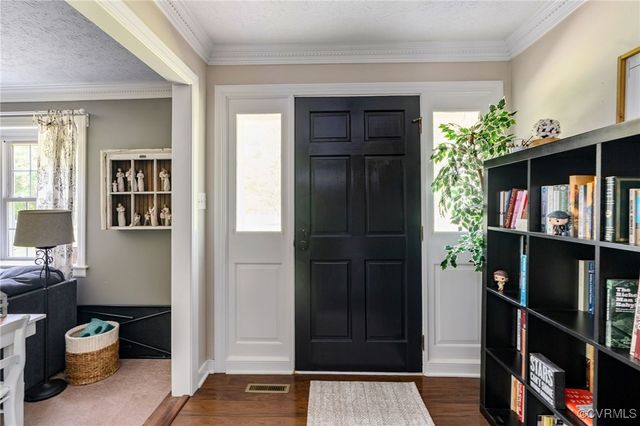 12387 Hanover Courthouse Rd, Hanover, VA 23069