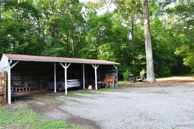 12387 Hanover Courthouse Rd, Hanover, VA 23069