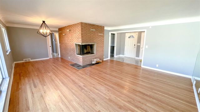 19016 Nadol Drive, Southfield, MI 48075