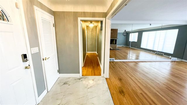 19016 Nadol Drive, Southfield, MI 48075