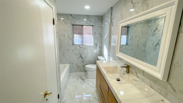 19016 Nadol Drive, Southfield, MI 48075