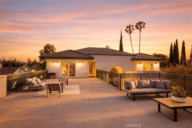 515 W Le Roy Avenue, Arcadia, CA 91007
