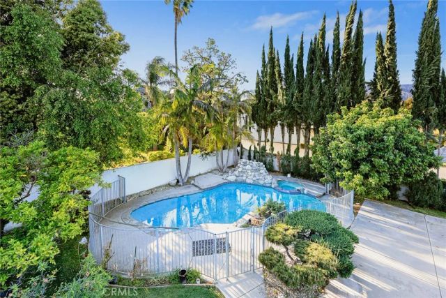 515 W Le Roy Avenue, Arcadia, CA 91007