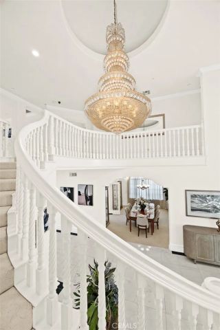 515 W Le Roy Avenue, Arcadia, CA 91007