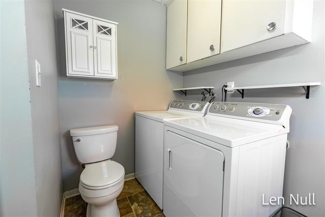 7504 Astronaut Avenue, Jenison, MI 49428