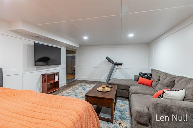 7504 Astronaut Avenue, Jenison, MI 49428