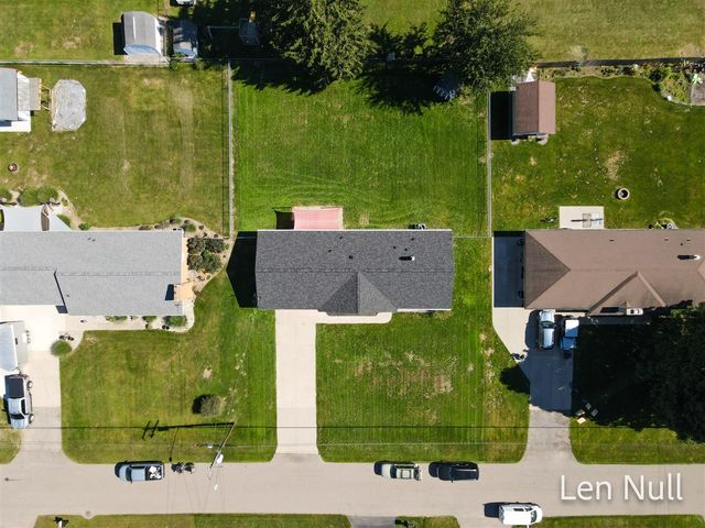 7504 Astronaut Avenue, Jenison, MI 49428