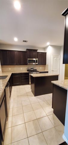 929 Lake Woodland Drive, Little Elm, TX 75068