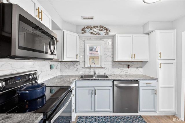 3884 E Forest Lodge Loop, Monticello, IN 47960