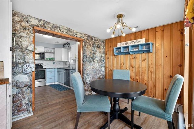 3884 E Forest Lodge Loop, Monticello, IN 47960