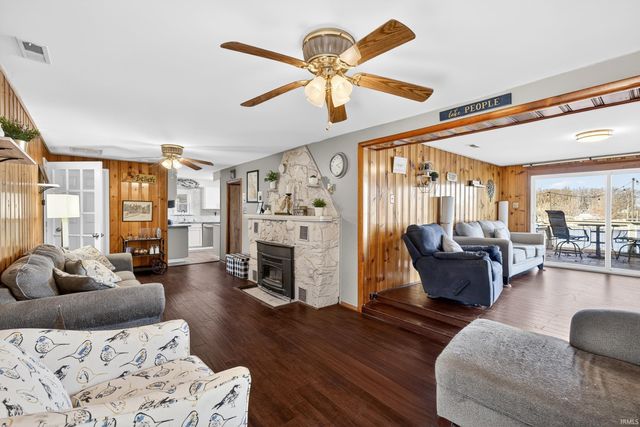 3884 E Forest Lodge Loop, Monticello, IN 47960