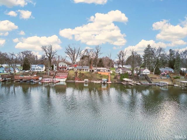 3884 E Forest Lodge Loop, Monticello, IN 47960