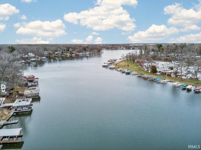 3884 E Forest Lodge Loop, Monticello, IN 47960