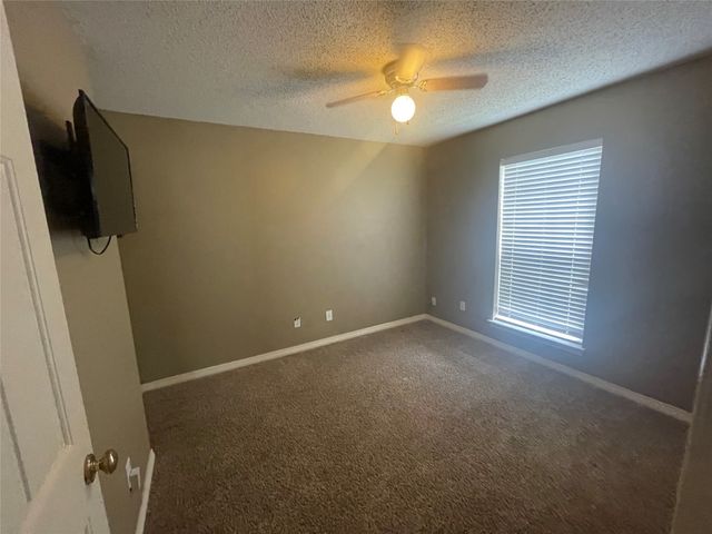 2 Hastings Court, Mansfield, TX 76063