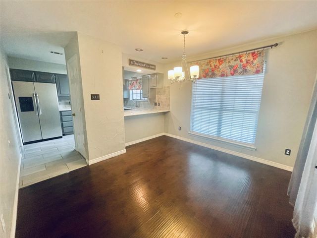 2 Hastings Court, Mansfield, TX 76063