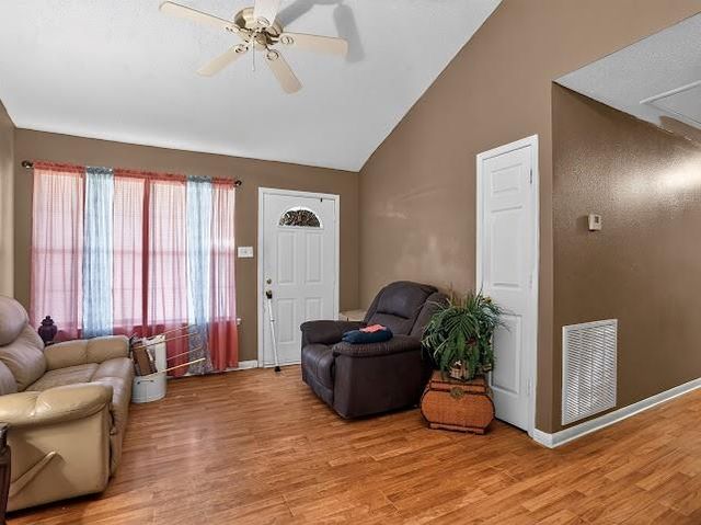 1019 Lamar Street, Liberty, TX 77575