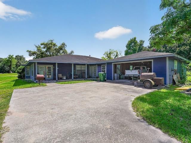 1019 Lamar Street, Liberty, TX 77575