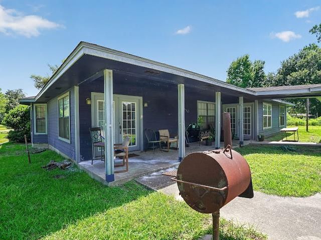 1019 Lamar Street, Liberty, TX 77575