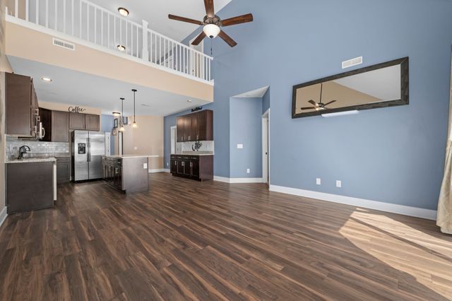 2197 Nectar Ln, Columbia, TN 38401