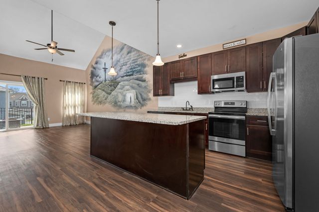 2197 Nectar Ln, Columbia, TN 38401