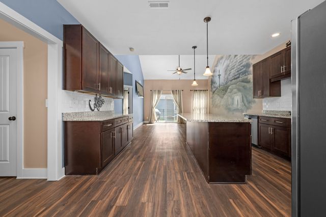 2197 Nectar Ln, Columbia, TN 38401