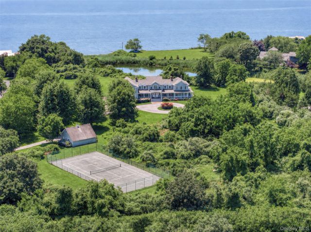 1600 King Street, Orient, NY 11957