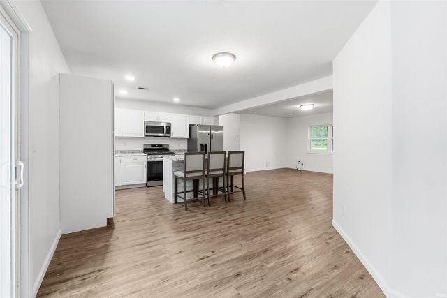 2854 S Lima Road, Kendallville, IN 46755