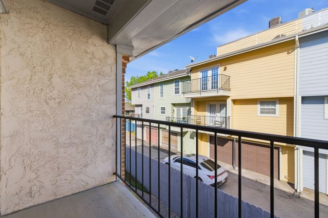 8510 Park Lane 201, Dallas, TX 75231