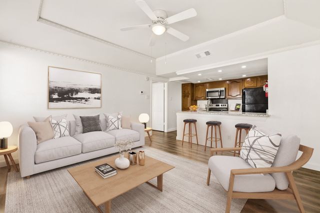 8510 Park Lane 201, Dallas, TX 75231