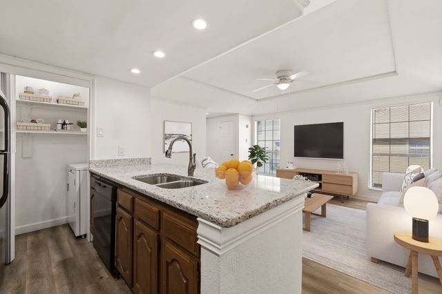 8510 Park Lane 201, Dallas, TX 75231