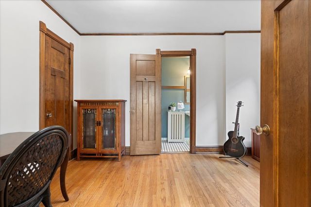 304 N Grove Avenue 3B, Oak Park, IL 60302