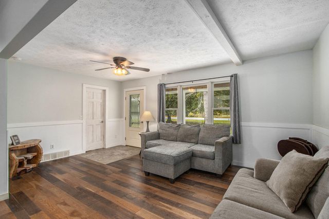 12359 Sprinkle Road S, Brady Twp, MI 49097