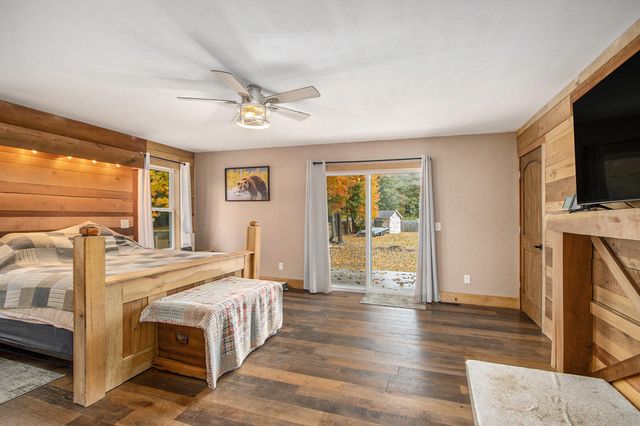 12359 Sprinkle Road S, Brady Twp, MI 49097