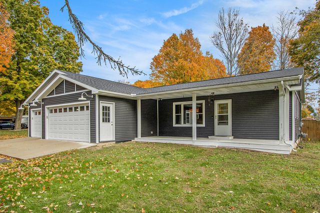 12359 Sprinkle Road S, Brady Twp, MI 49097