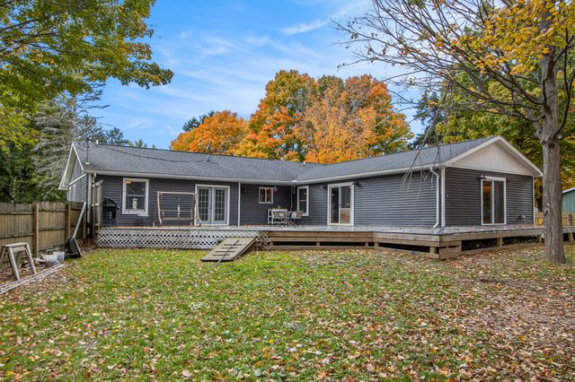 12359 Sprinkle Road S, Brady Twp, MI 49097