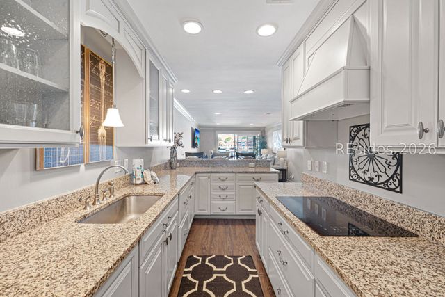 18 Lighthouse Ln Apt 1030, Hilton Head Island, SC 29928