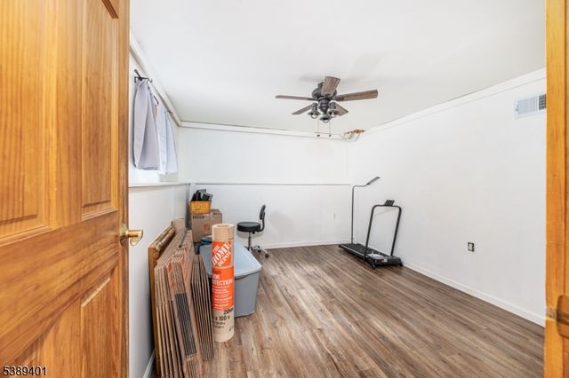 8 Pond Dr, Vernon Twp., NJ 07422