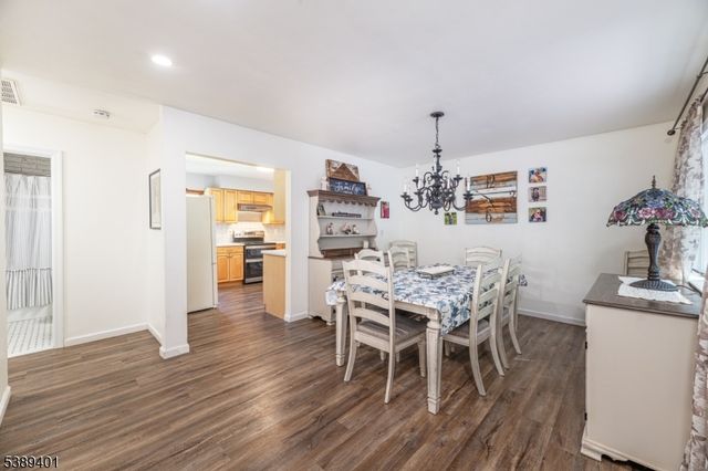 8 Pond Dr, Vernon Twp., NJ 07422