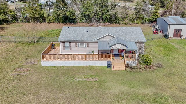 40 Jones Drive, Freeport, FL 32439