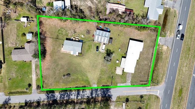 40 Jones Drive, Freeport, FL 32439