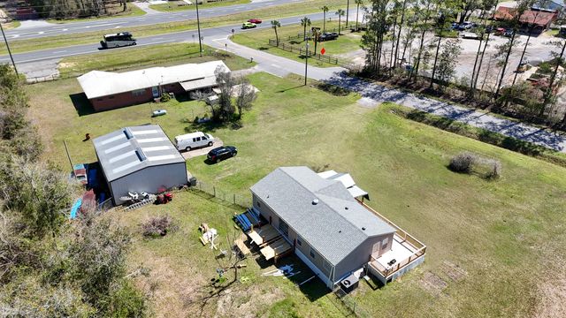 40 Jones Drive, Freeport, FL 32439