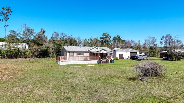 40 Jones Drive, Freeport, FL 32439