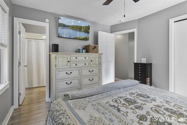 86 Carl Drive, Ada, MI 49301