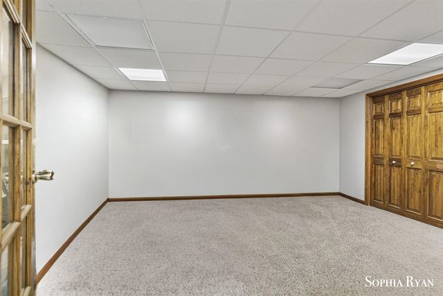 86 Carl Drive, Ada, MI 49301